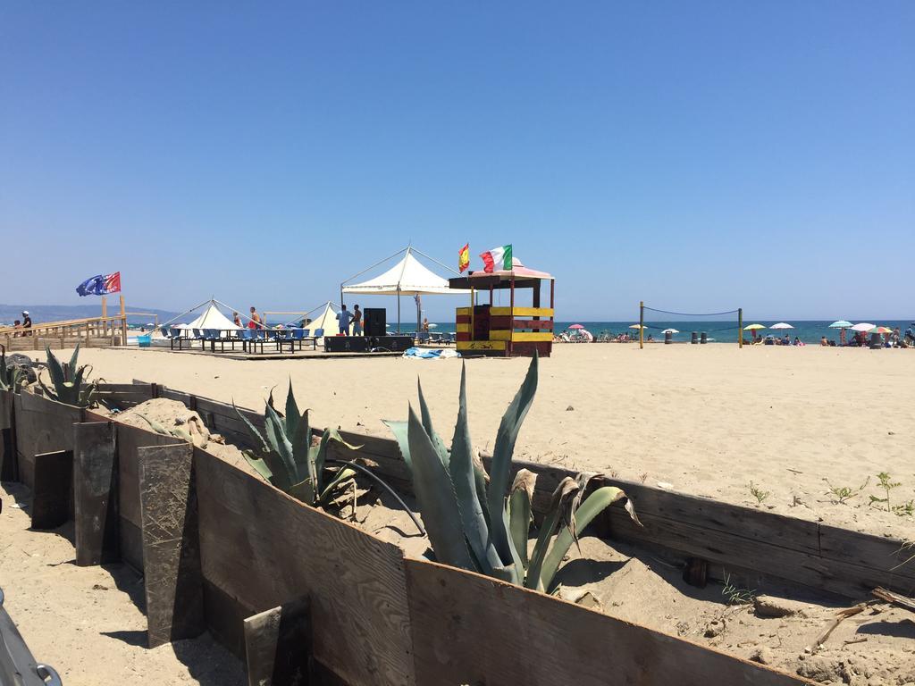Elvyhouse Beach Catania Exteriör bild